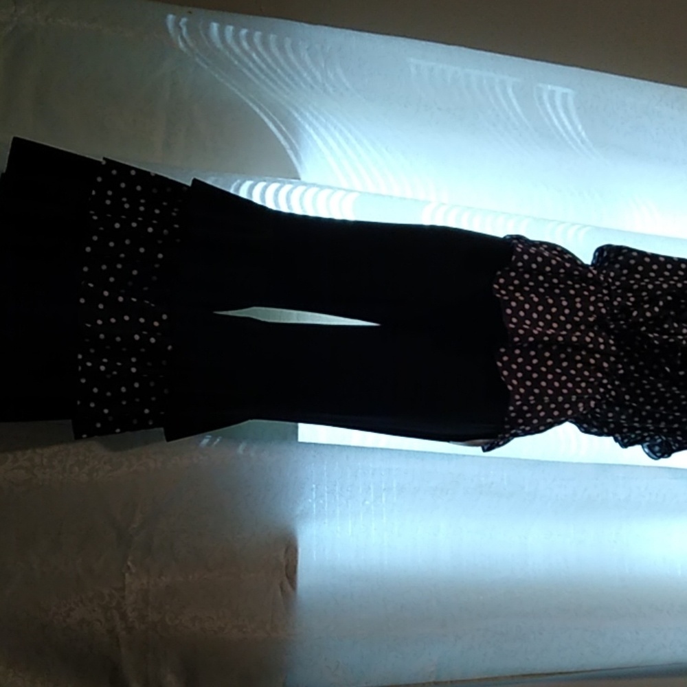 Pants - Picture 3 of 4